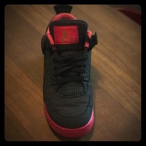 Jordan 4 Retro